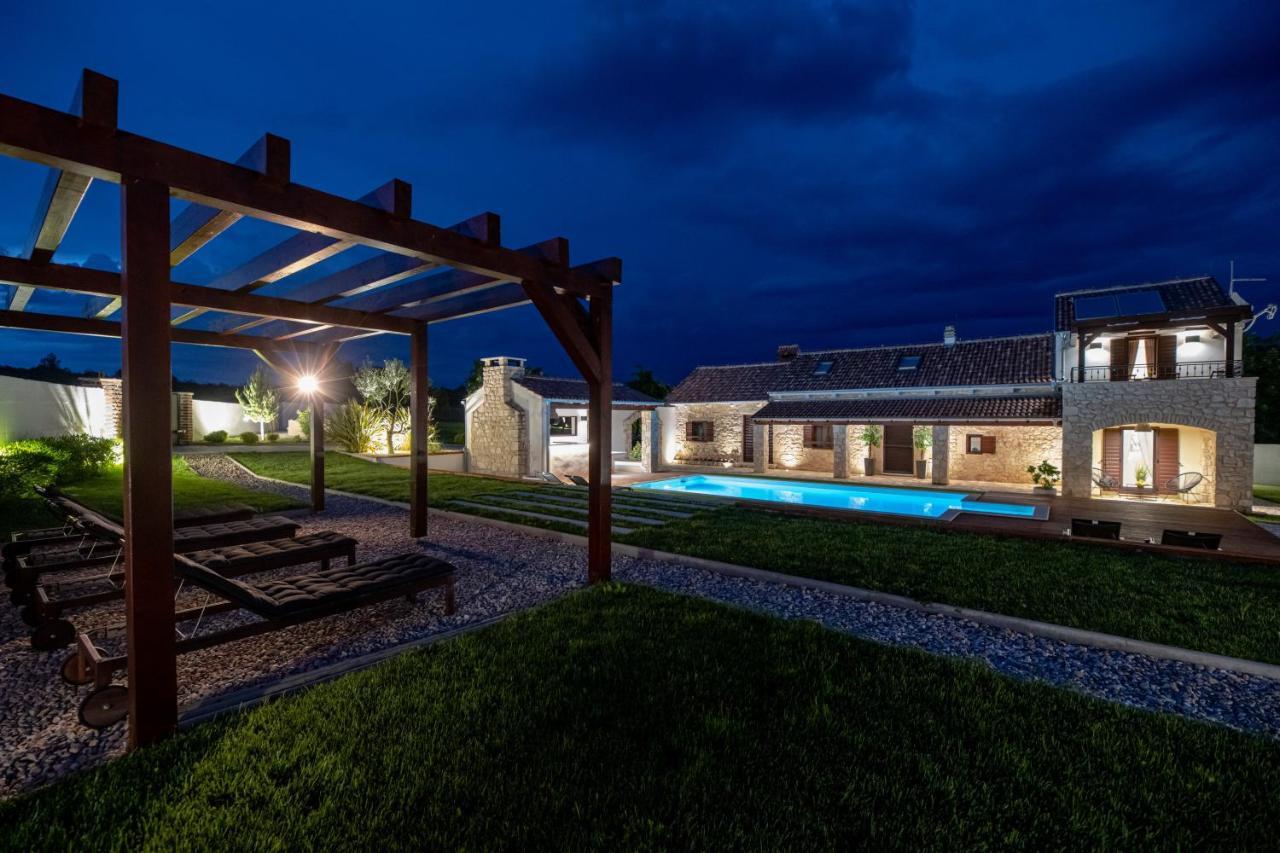 Slivnica Casa Di Nikolaヴィラ エクステリア 写真